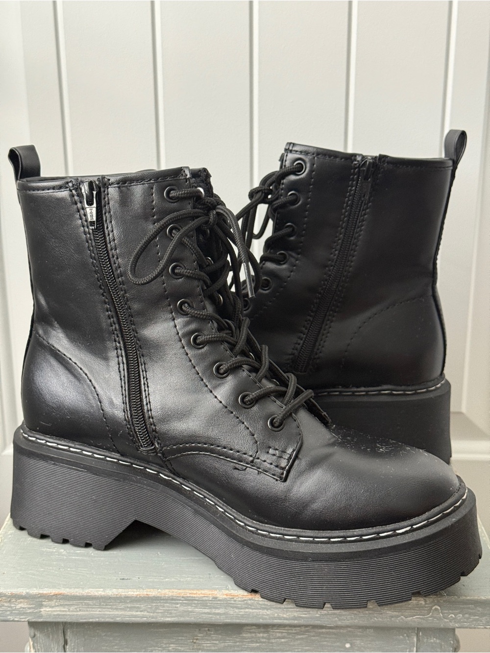 Wild Fable Women's Platform Logan Lug Combat Boots Black Size 11 - Picture 2 of 10